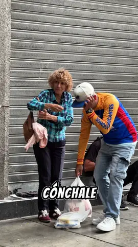 A post by @alexisvargass__ on TikTok caption: Me puede ayudar? Me duele mucho el hombro😔🙏🏼❤️ @Confecciones Rossana #bendiciones #ayudas #viral 