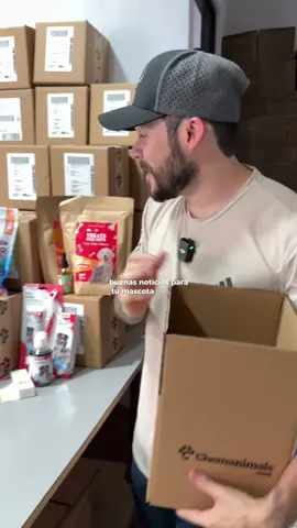A post by @chemanimals on TikTok caption: Lo nuevo que tenemos, pura joya para perros y gatos!