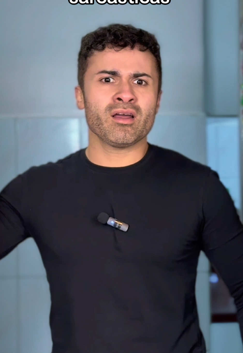 A post by @marceloalcazar on TikTok caption: Mi mamá andaba de malas hoy 🤣 #frasesdemama 