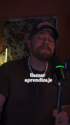 A post by @soyalbertopreciado on TikTok caption: Te vieron la cara pero no te das cuenta #frases #motivacion #consejos 
