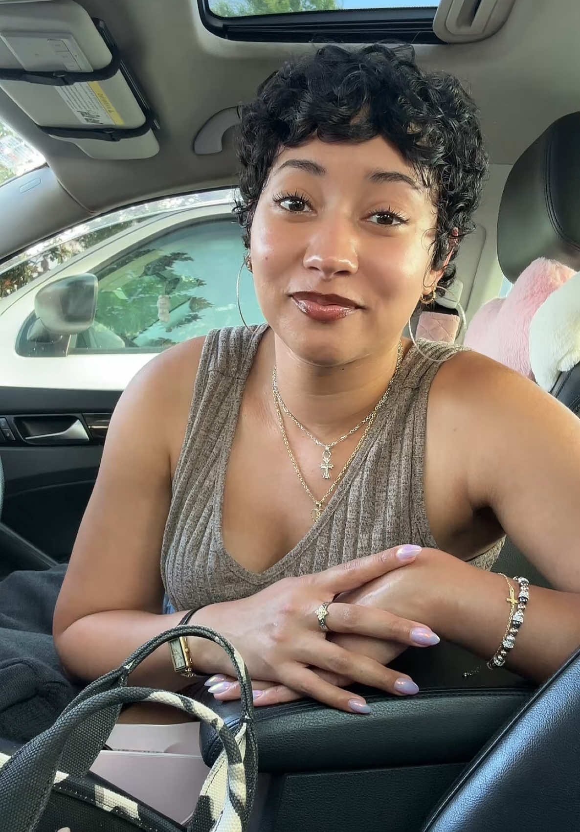 A post by @miah_pie on TikTok caption: It’s enough to go around!! 