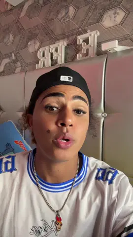 A post by @yefryofficial on TikTok caption: Miren hay #paratiiiiiiiiiiiiiiiiiiiiiiiiiiiiiii #fypシ 