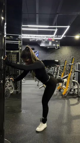 A post by @avbfit on TikTok caption: specifically the gym girlies that want an hourglass figure without giving up their favorite foods 🍰🍔🍕🧁🍑 wearing @PCHEE BUM dc AVBFIT #gym #gymtok #gymgirlsoftiktok #fyp #gymgirlthings #teamworktrend #delulu 