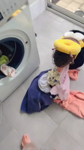 A post by @kimberly_briella on TikTok caption: Lebah samson udah bisa bantuin cuci baju guysss😂