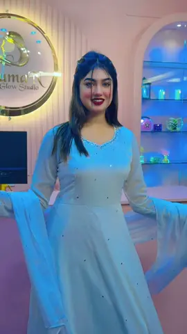 A post by @anjumanvibes on TikTok caption: Wearing from 🌙💜@Anjuman_Closet @anjumanglowstudio #mehjabin98 #mehjabinjr 