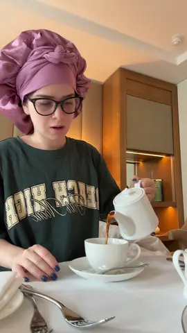 A post by @martadaddato on TikTok caption: Una semplice italiana a londra