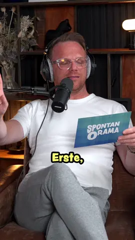A post by @ralfschmitzoffiziell on TikTok caption: Ich würde als erstes die neue Folge Spontanorama hören 😉