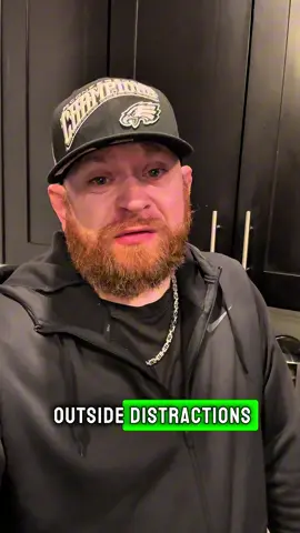 A post by @antonino_cannella on TikTok caption: To maintain laser focus, define clear goals, break and eliminate distractions. #fypシ #life #advice #laserfocused