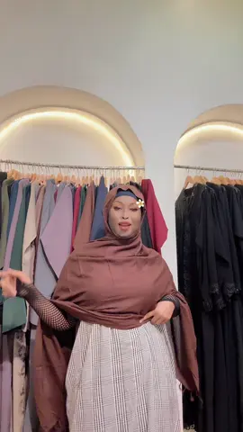 A post by @sihaam_tahliil on TikTok caption: Heestaan ani ahaan 10/10 🔥👏Aa siiyay❤️🤤#sihaamtahliil 