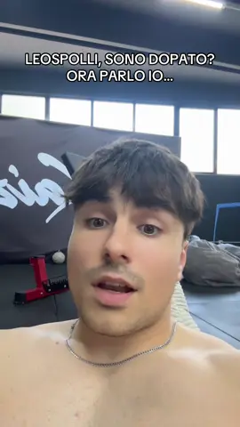 A post by @uncledannylifts on TikTok caption: Se non avete voglia di attivare il cervello scrollate pure ❤️
