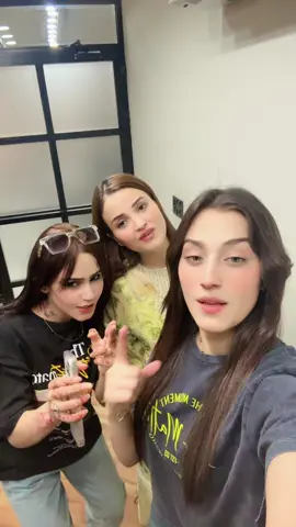 A post by @amnakhan.official7 on TikTok caption: Boww😂#amnakhanofficiall7 