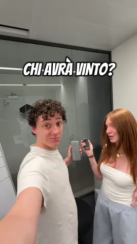 A post by @ramskupido on TikTok caption: questo CUKTECH CP25 vi svolterà la vita! A me ha già procurato un viaggio gratis😍😂 #iphone #cuktech #cuktechcp25 #powerbank 