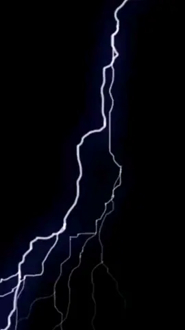 A post by @dropsknowledge on TikTok caption: Lightning is electricity from the sky#motivation #edutok #learnontiktok #physics #weather