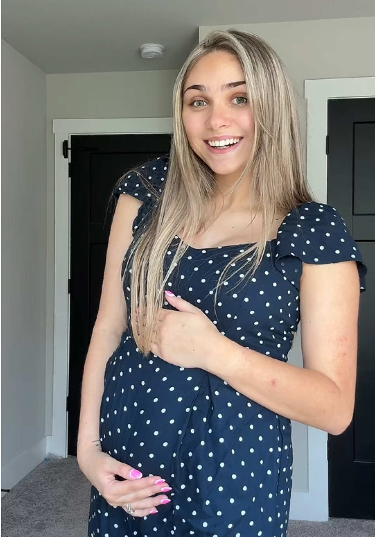 A post by @arianalee99 on TikTok caption: Actually almost 22 weeks 🥳 october can’t come quick enough 😫 #pregnant #pregnancy #2025baby #22weekspregnant 
