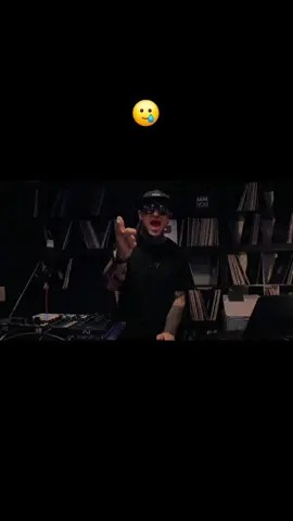 A post by @iamalfredheinrichs on TikTok caption: 🥲