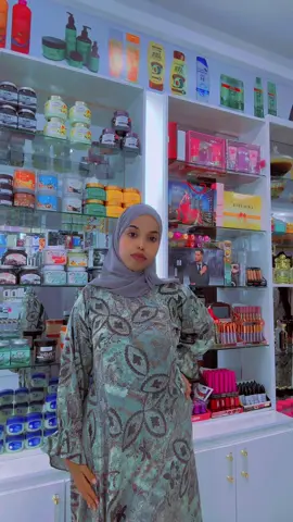 A post by @hamdibilan2255 on TikTok caption: @bilanstyl3174 @Sumayo qurux 🛍️🛍️🛍️🛍️🛍️