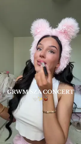 A post by @victoriasamson on TikTok caption: Can’t wait for this experience 😭💗 @SZA #grwm #solodate #gnxtour 