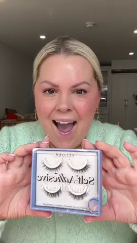 A post by @selenamup on TikTok caption: The new @velourbeauty self stick strip lashes are nothing short of life changing  If you want to wear lashes but can’t get them to go on right then you will LOVE these!  #falselashes #eyelashes #lashapplication #lashes 