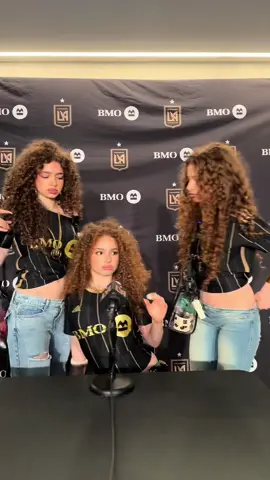 A post by @sundaykalogeras on TikTok caption: SO CRAZY @FIFAClubWorldCup #FIFACWC #TakeItToTheWorld