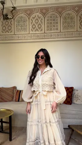 A post by @lapetite___parisienne on TikTok caption: ROBE AZA LAPETITEPARISIENNE.CO