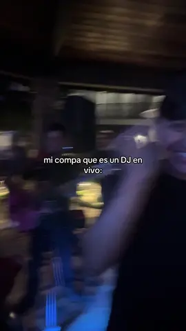 A post by @wiwishoda on TikTok caption: #labishoda te amo 🤣🤣@YOSTIN GONZALEZ 