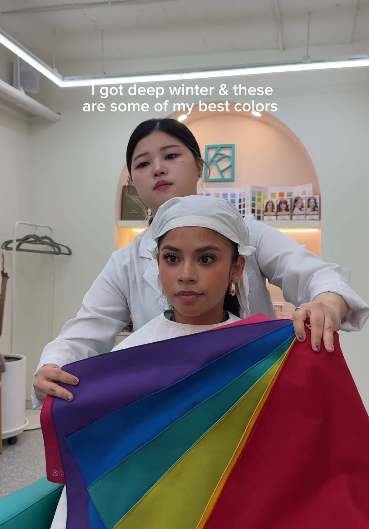 A post by @yolandaadiazz on TikTok caption: deep winter colors only 