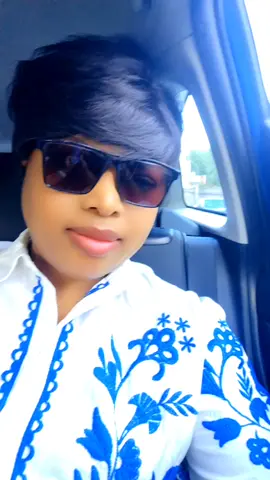 A post by @christianeazewo on TikTok caption: bon début de weekend à vous mes amours 🥰🥰