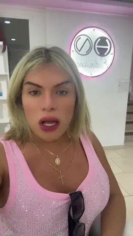 A post by @soywendyguevaraoficial on TikTok caption: @HairZulExtensiones  Amo ❤️❤️#cabell #cdmx🇲🇽 #viral_video 