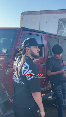 A post by @reynaldosdelasierraofic on TikTok caption: #ajajiiiaa♠️ #ReynaldosdelaSierra #bateandoduro #delamanodeDios #video #graciasgraciasgracias 