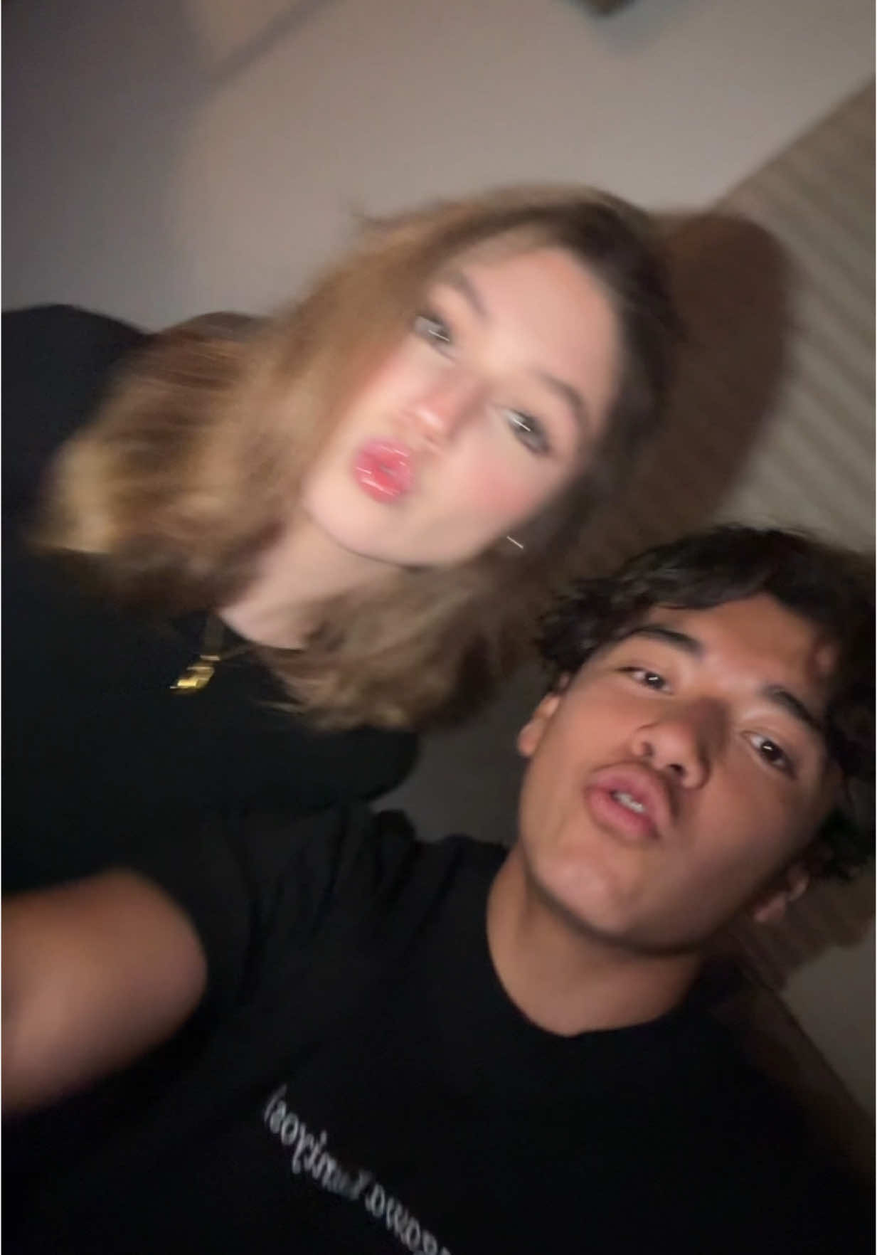 A post by @familyluigi on TikTok caption: UN QUEEE? @Allisson Mía 