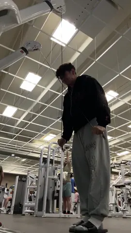 A post by @clarkybateman on TikTok caption: Bro wore slides ONE time and thinks he’s toji 😹
