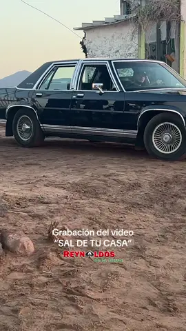 A post by @reynaldosdelasierraofic on TikTok caption: #ajajiiiaa♠️ #ReynaldosdelaSierra #lareceta #bateandoduro #delamanodeDios #video #graciasgraciasgracias 