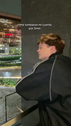 A post by @brandon.vela on TikTok caption: 🥲🥲#popular #fyp #parati 
