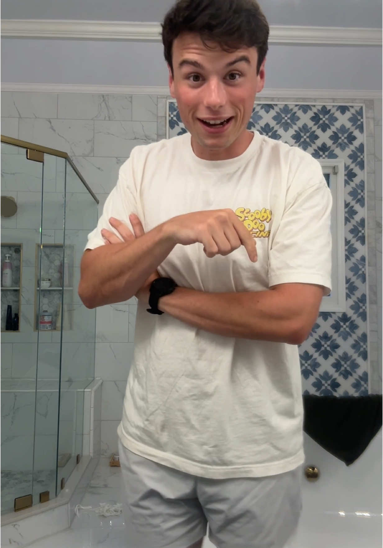 A post by @jacob___v on TikTok caption: I can’t believe I slept for 13 hours on the plane hahah 