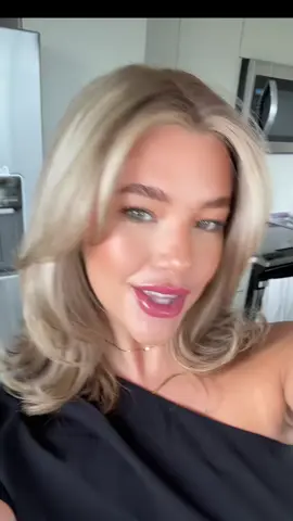 A post by @samanthaalfred on TikTok caption: Just showing off my fresh hair