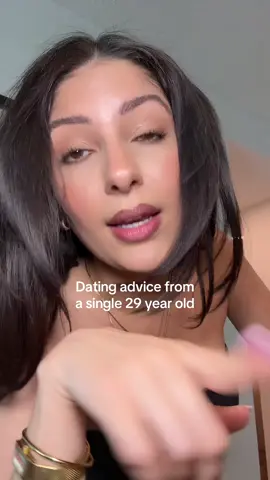 A post by @emily.the.recruiter on TikTok caption: Dating advice from a single 29 year old #datingadvice #single #bigsisadvice 