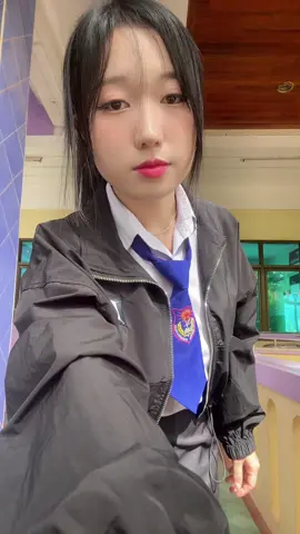 A post by @emma10355 on TikTok caption: #pacuayang #Emma 