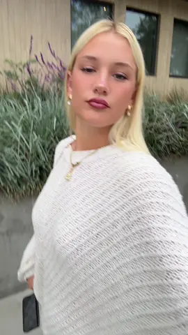 A post by @lalaliesl on TikTok
