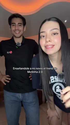 A post by @yamirootz on TikTok caption: Cuántas veces le tronaba la rodilla JAJA😭 #motinha 