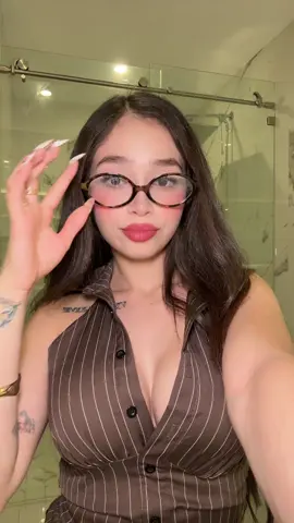A post by @yajanaaa on TikTok caption: 🤓🍷✨