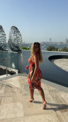 A post by @anca_jst on TikTok caption: 🫠