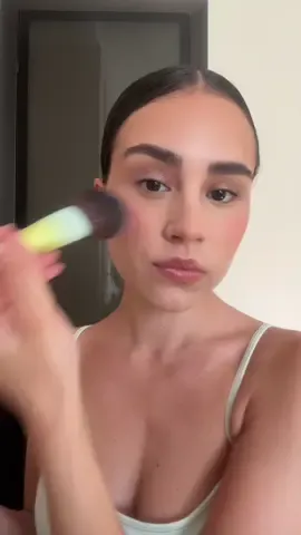 A post by @aboutclo on TikTok caption: ciaooo get ready di ieriii ⭐️ using @Clarins Official + @Benefit Cosmetics Italy + @Huda Beauty + @makeupbymario + @Kosas via @Sephora Italia :)