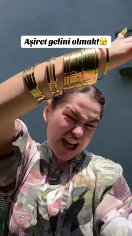 A post by @aymirakocakli on TikTok caption: Aşiret gelini olmak iyi güzel de çok konuşmayı seviyorlar beyaaaa!🤣🤣🤣🤣🤭🤭🤭 ilbirlik 
