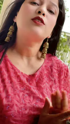 A post by @chaurasiya_neetu on TikTok caption: #creatorsearchinsights #goviral 