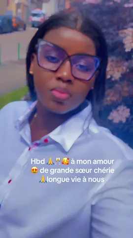A post by @elvishelovanams on TikTok caption: @Chancy🎀chancia❤ @Romaric Aaron Bouess @Gisellabyg @faridabouesse2 @KY🥰🌹🇨🇫 @Rosny 🥷🏾 