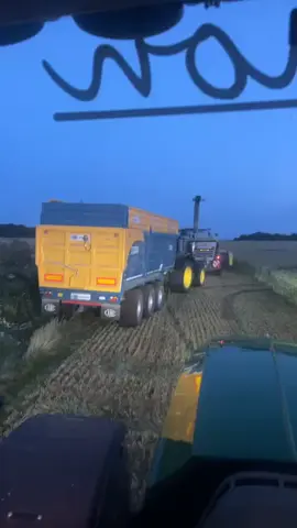 A post by @seancollins970 on TikTok caption: #tractor #farmingtiktok #johndeere #farming #bluecollar #seancollins970 #doingsuperstuff #farmtok @Keevan Tuffy 