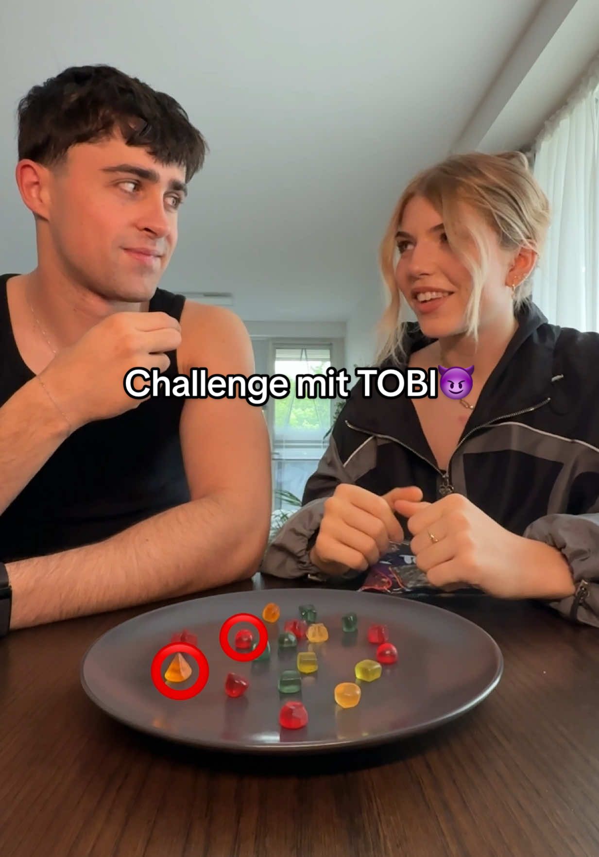A post by @xfiibii on TikTok caption: war close @Tobi🗿 … Werbung | @trolli.de #fy #trend 