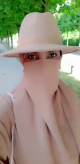 A post by @54layr on TikTok