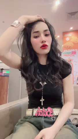 A post by @leakdrama on TikTok caption: អៀន😒