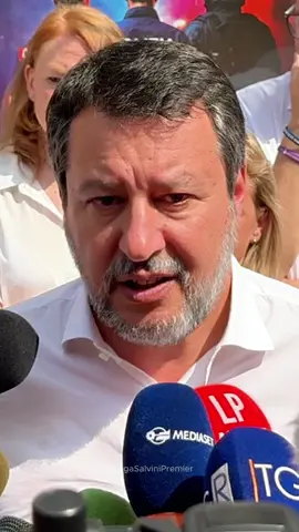 A post by @matteosalviniufficiale on TikTok caption: Chi può non dirsi preoccupato, angosciato quando si parla di nucleare non per riscaldare gli ospedali ma per ammazzare? Ora bisogna scongiurare l’escalation militare. Il diritto alla sopravvivenza di Israele è sacrosanto e l’Iran l’ha sempre messo in discussione. Auspichiamo che il conflitto non si estenda e che al riguardo chi può, come gli Stati Uniti del presidente Trump, si faccia sentire.